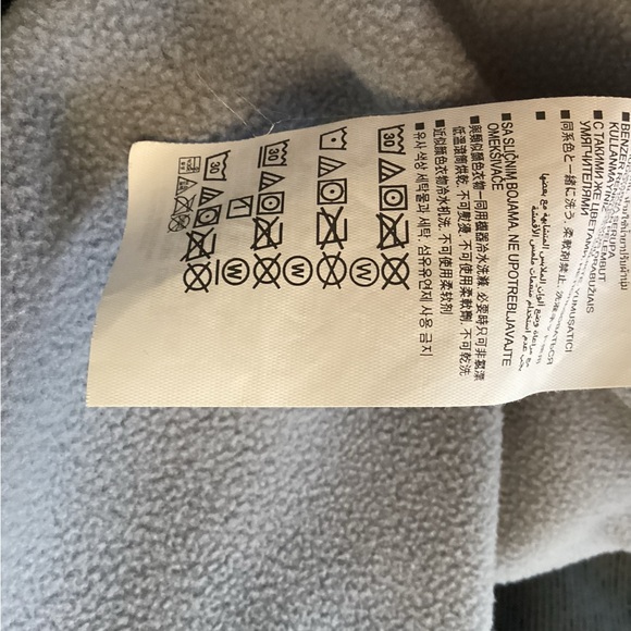 Under Armour Cold gear performance jacket. - Picture 10 of 10